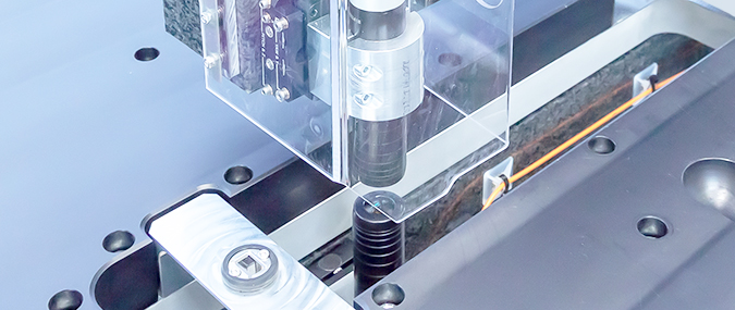Optisches Dickenmesssystem Rundtisch-Messsystem - LSA | Automation Sondermaschinen