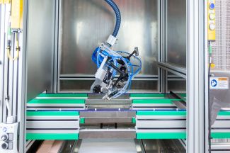 Beschichtungskammer-Auftrag-Loetstopplack-Lackieranlage-LSA-GmbH-Automation